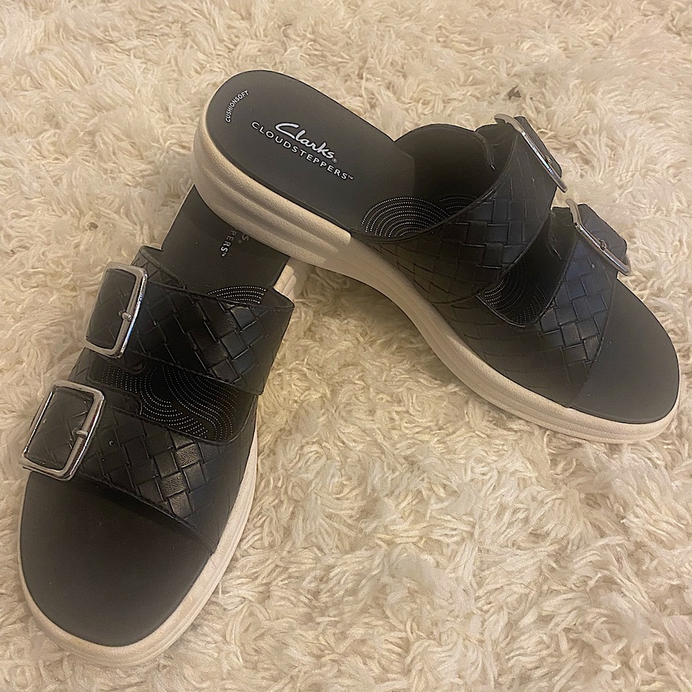 Clarks Cloudsteppers Dual Buckle Drift Wedge Sandal 8.5